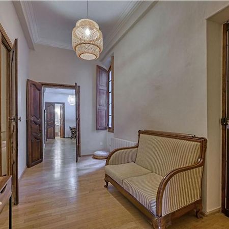 Superbe Appartement 95M2 Proche Arenes- Parking Offert نيم المظهر الخارجي الصورة