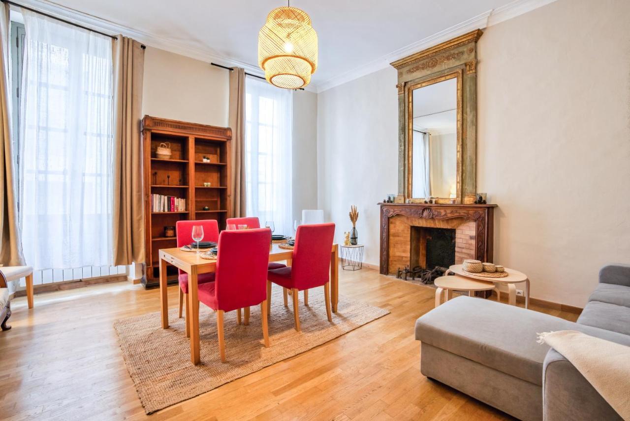 Superbe Appartement 95M2 Proche Arenes- Parking Offert نيم المظهر الخارجي الصورة