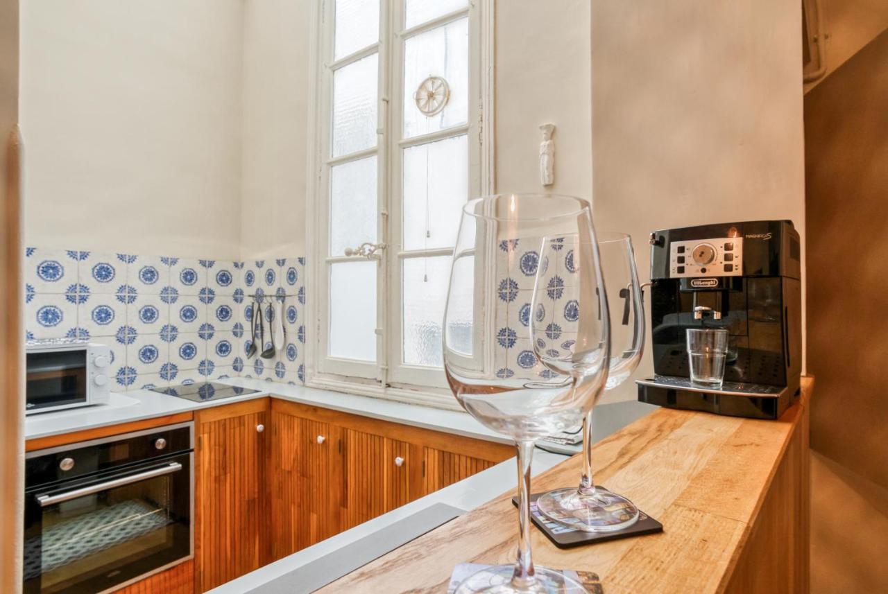 Superbe Appartement 95M2 Proche Arenes- Parking Offert نيم المظهر الخارجي الصورة