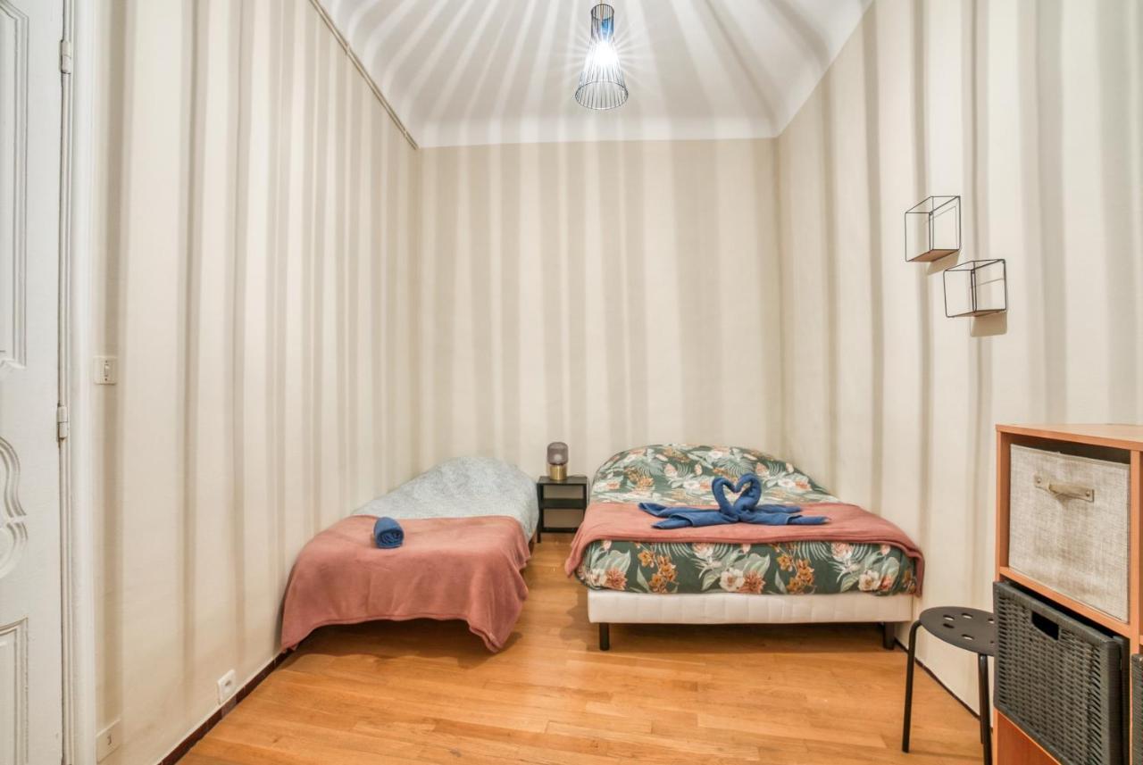 Superbe Appartement 95M2 Proche Arenes- Parking Offert نيم المظهر الخارجي الصورة